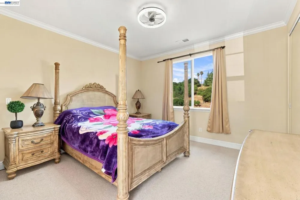 1769 Carmel Ct Hayward, CA 94541