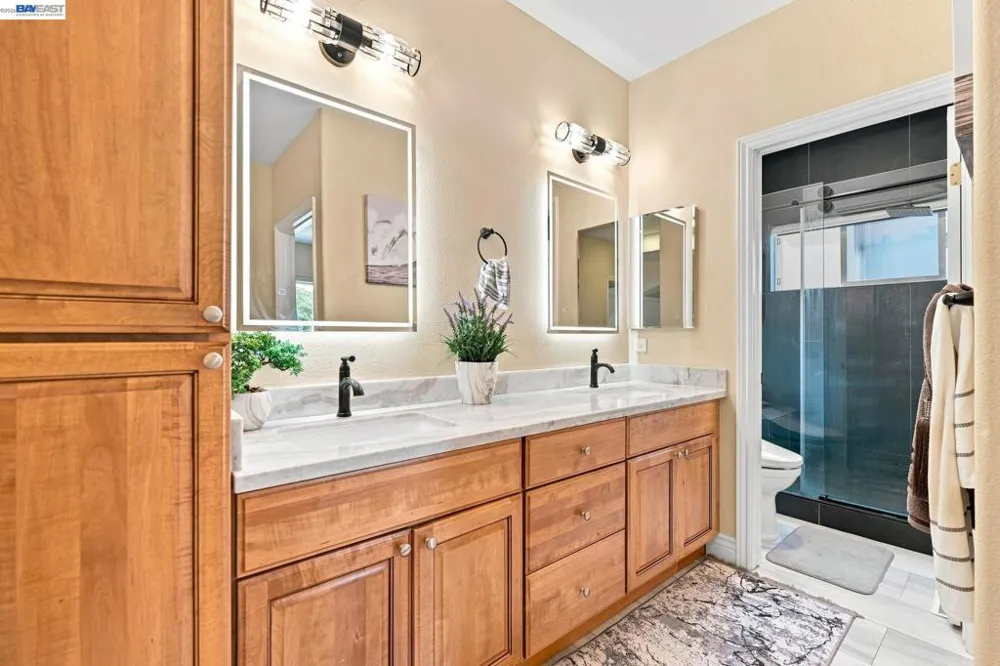 1769 Carmel Ct Hayward, CA 94541
