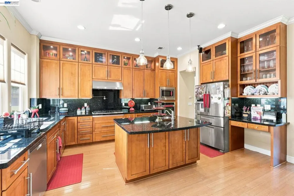 1769 Carmel Ct Hayward, CA 94541