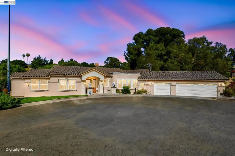 1769 Carmel Ct Hayward, CA 94541