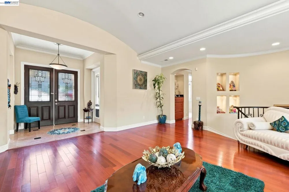 1769 Carmel Ct Hayward, CA 94541