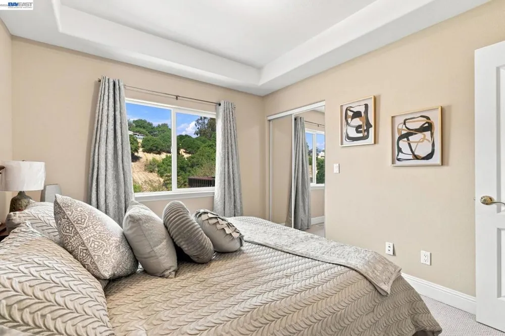 1769 Carmel Ct Hayward, CA 94541