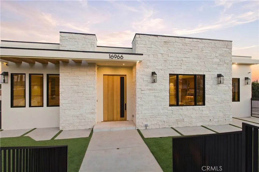 16966 Livorno Drive Pacific Palisades, CA 90272