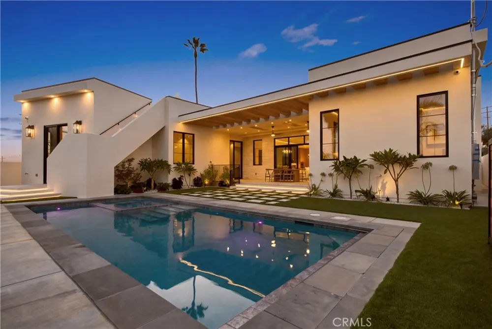 16966 Livorno Drive Pacific Palisades, CA 90272