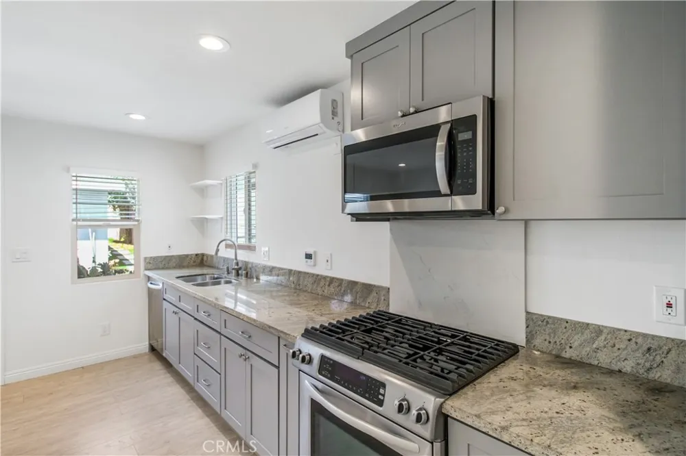 1736 Eudora Wilmington, CA 90744