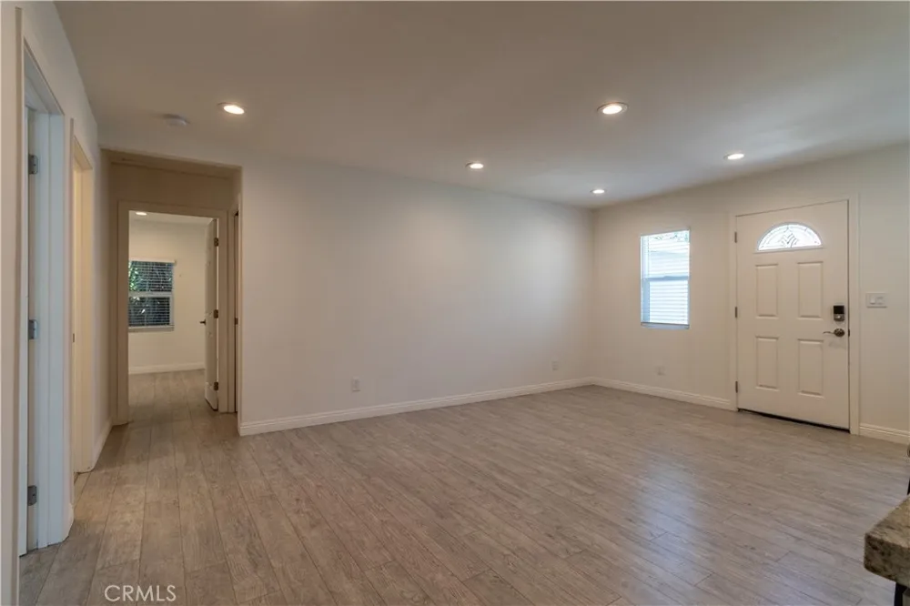 1736 Eudora Wilmington, CA 90744