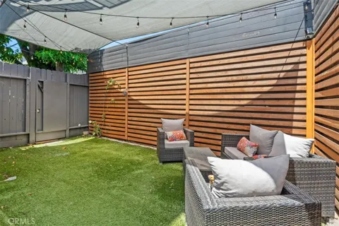 1171 Stanford Street #6