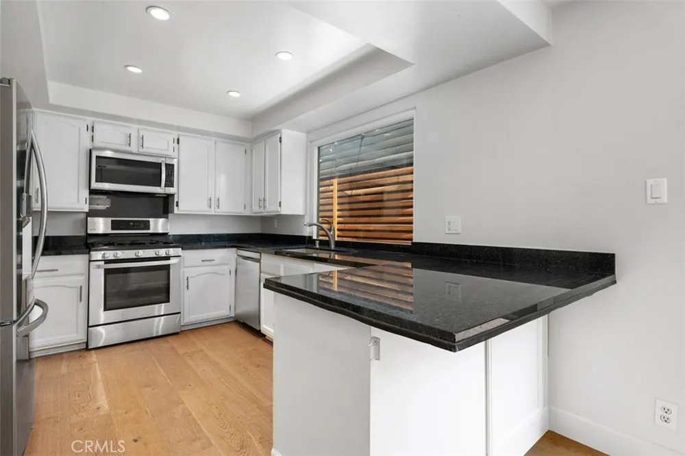 1171 Stanford Street #6 Santa Monica, CA 90403