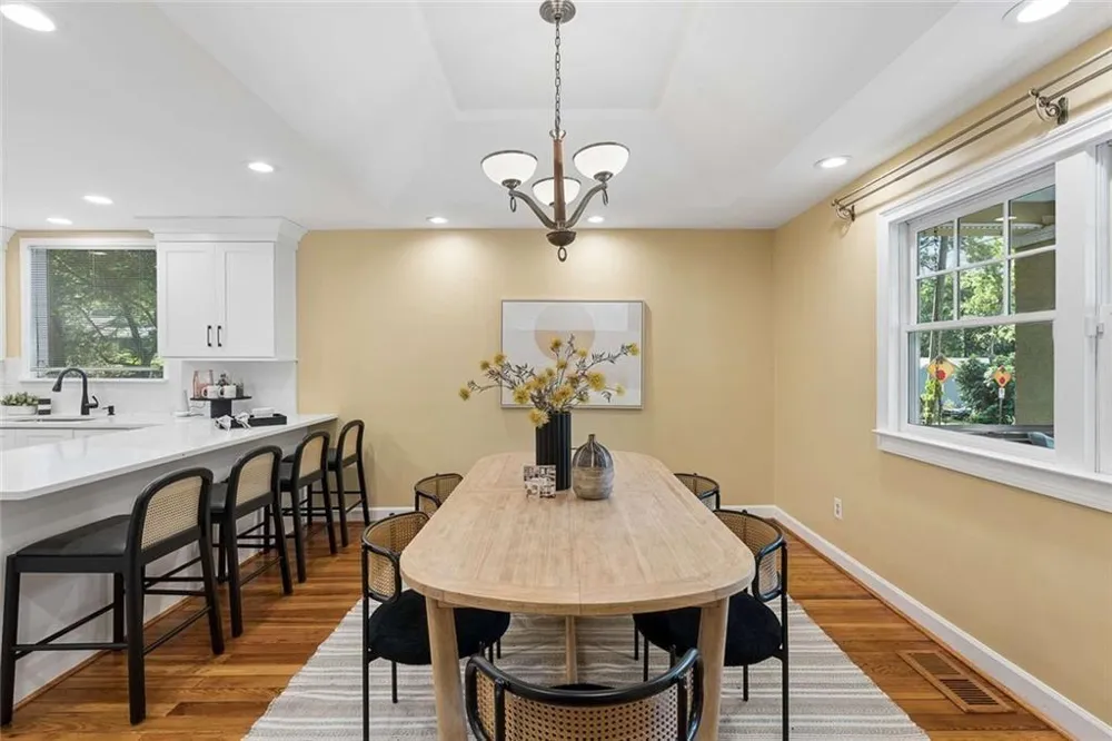 805 Holmes Street NW Atlanta, GA 30318