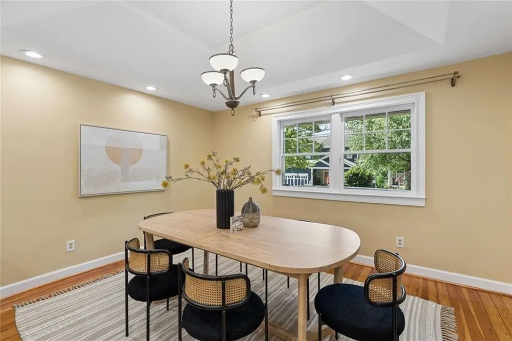 805 Holmes Street NW Atlanta, GA 30318