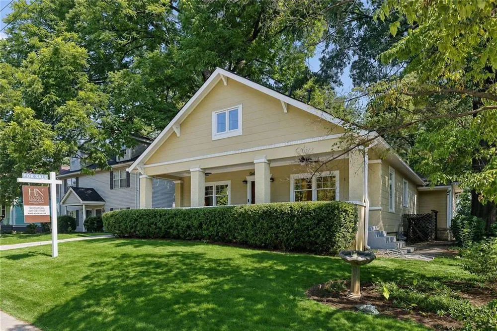 805 Holmes Street NW Atlanta, GA 30318