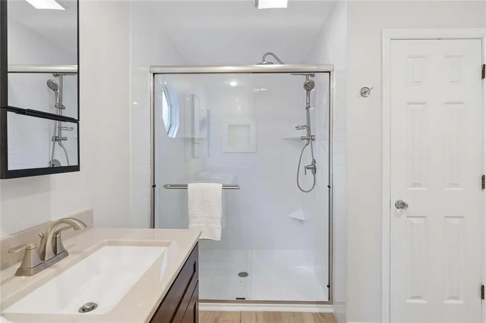 805 Holmes Street NW Atlanta, GA 30318
