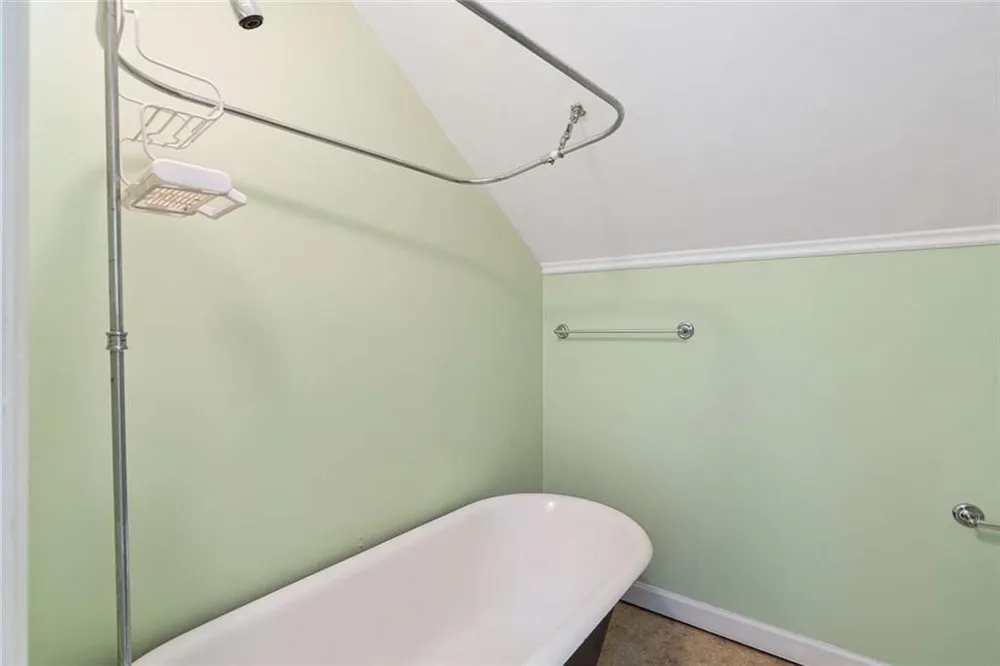 805 Holmes Street NW Atlanta, GA 30318