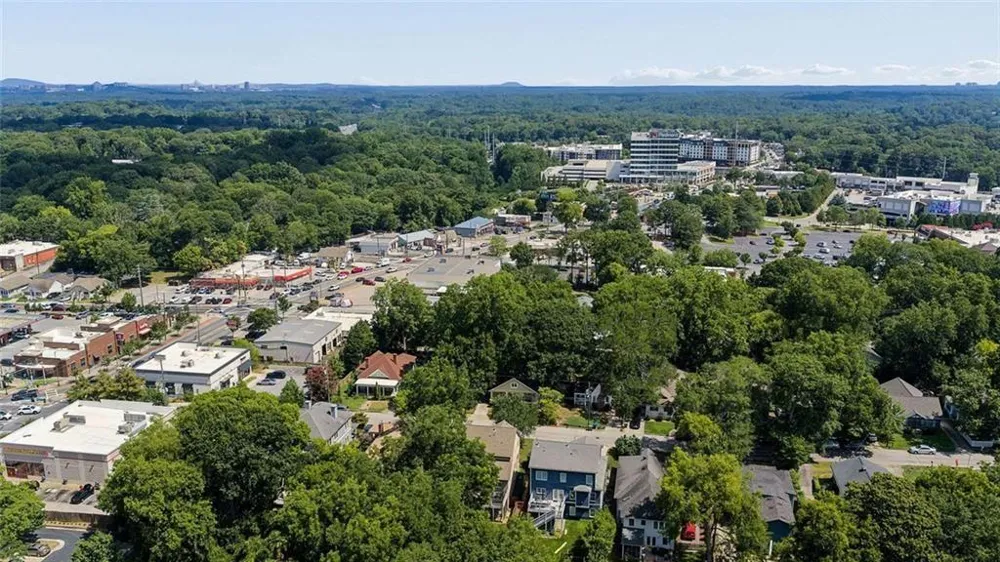 805 Holmes Street NW Atlanta, GA 30318