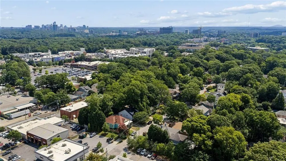 805 Holmes Street NW Atlanta, GA 30318