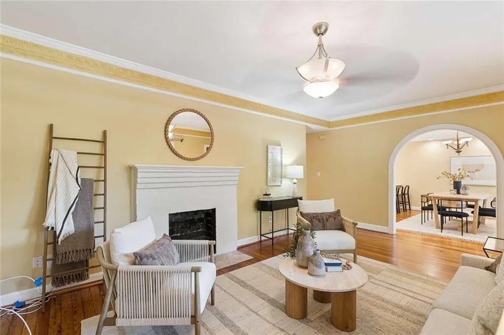 805 Holmes Street NW Atlanta, GA 30318