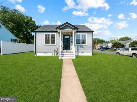 89 NORMAN AVENUE