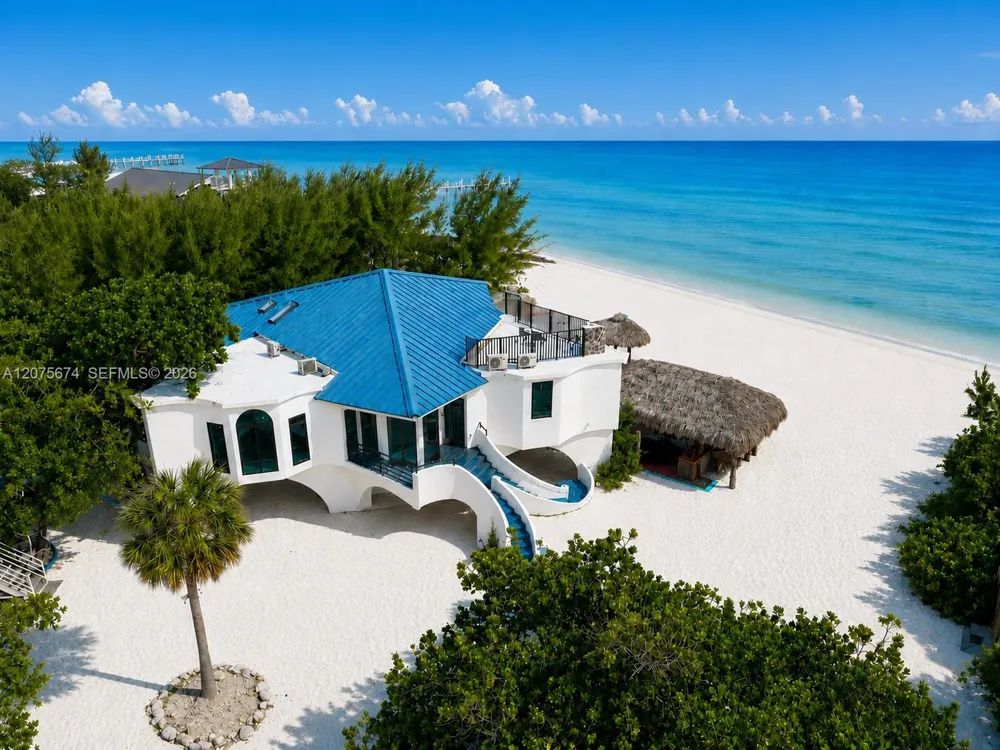 1557 Long Beach Dr Big Pine, FL 33043