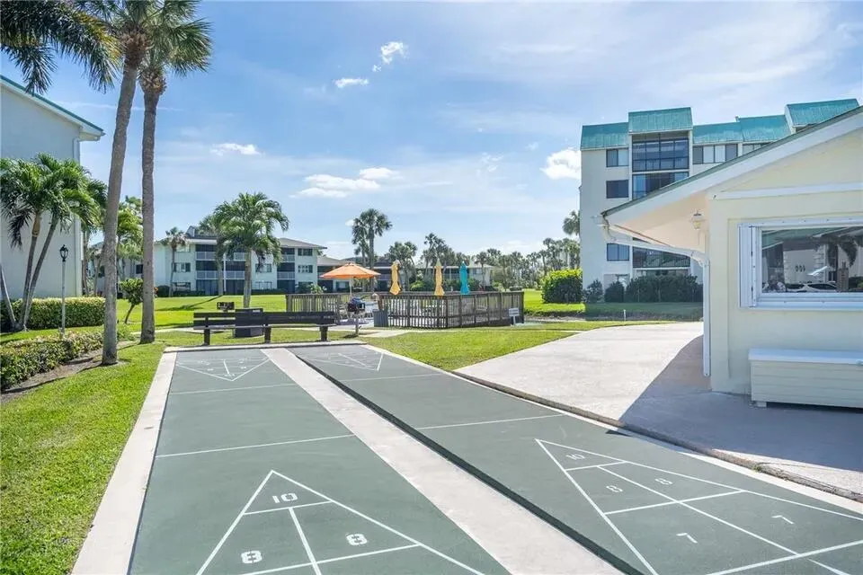2400 S OCEAN DRIVE #V325 Fort Pierce, FL 34949