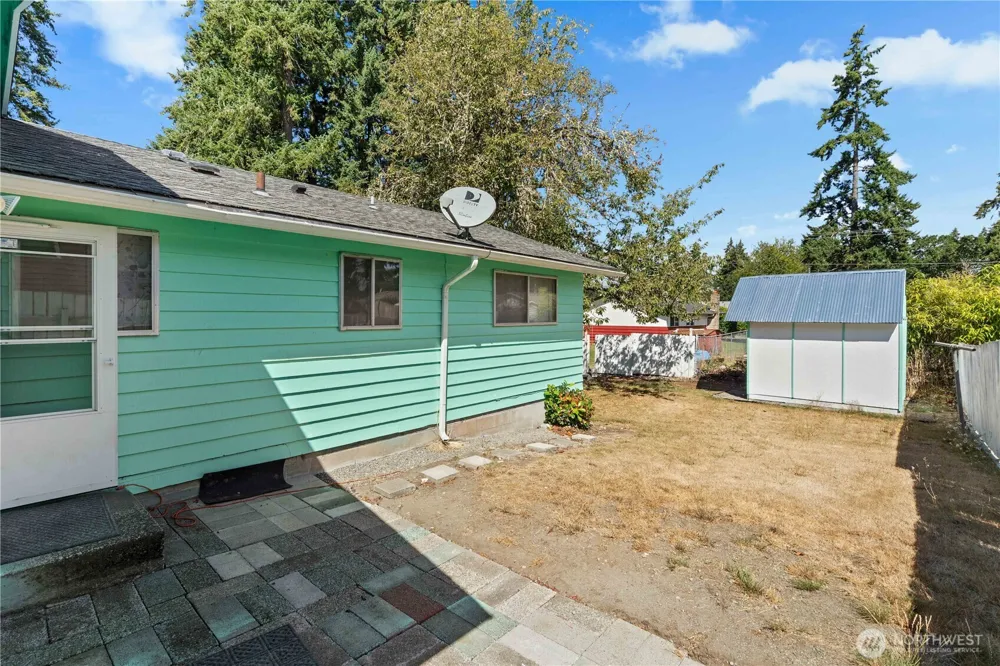 9801 Kenwood Drive SW Lakewood, WA 98498