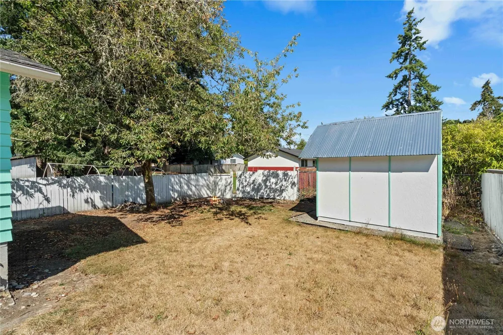 9801 Kenwood Drive SW Lakewood, WA 98498