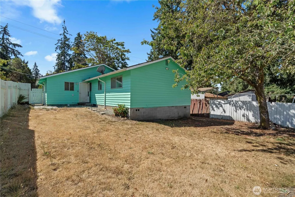9801 Kenwood Drive SW Lakewood, WA 98498