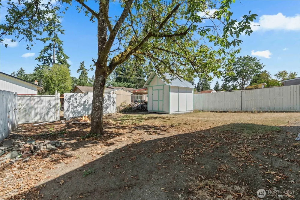 9801 Kenwood Drive SW Lakewood, WA 98498
