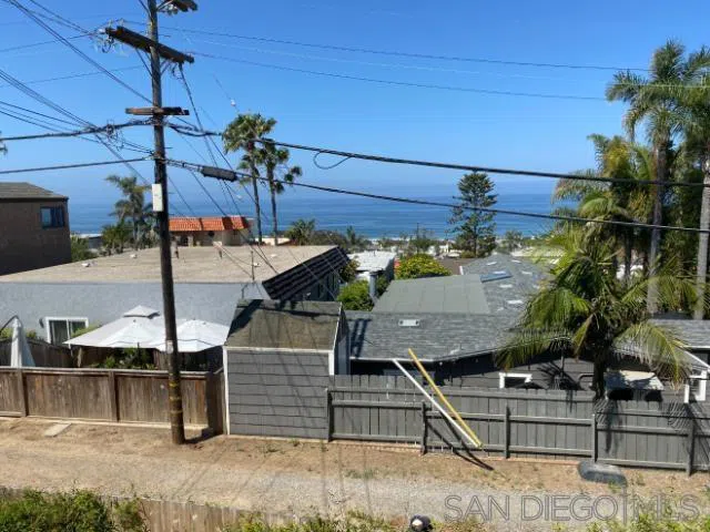 2212 Edinburg Ave, Cardiff by the Sea, CA 92007