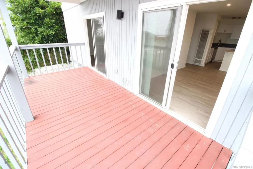 2212 Edinburg Ave, Cardiff by the Sea, CA 92007
