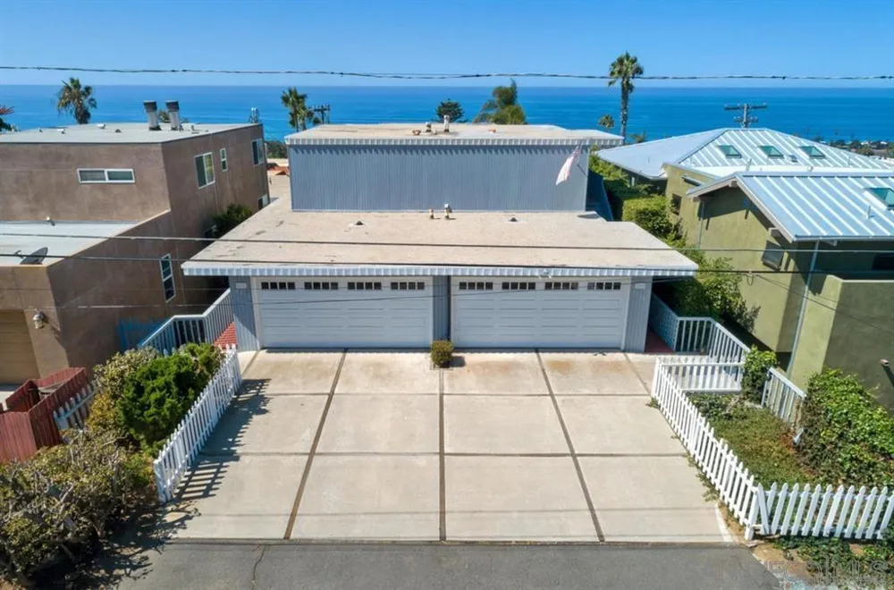 2212 Edinburg Ave, Cardiff by the Sea, CA 92007