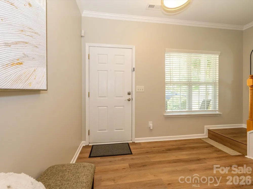 15583 Stronvar House Lane Charlotte, NC 28277