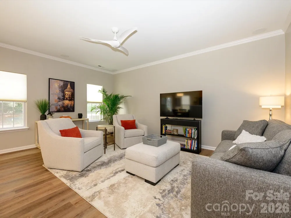 15583 Stronvar House Lane Charlotte, NC 28277