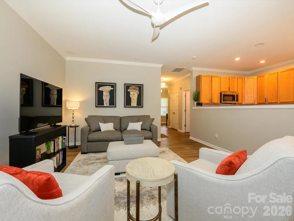 15583 Stronvar House Lane Charlotte, NC 28277