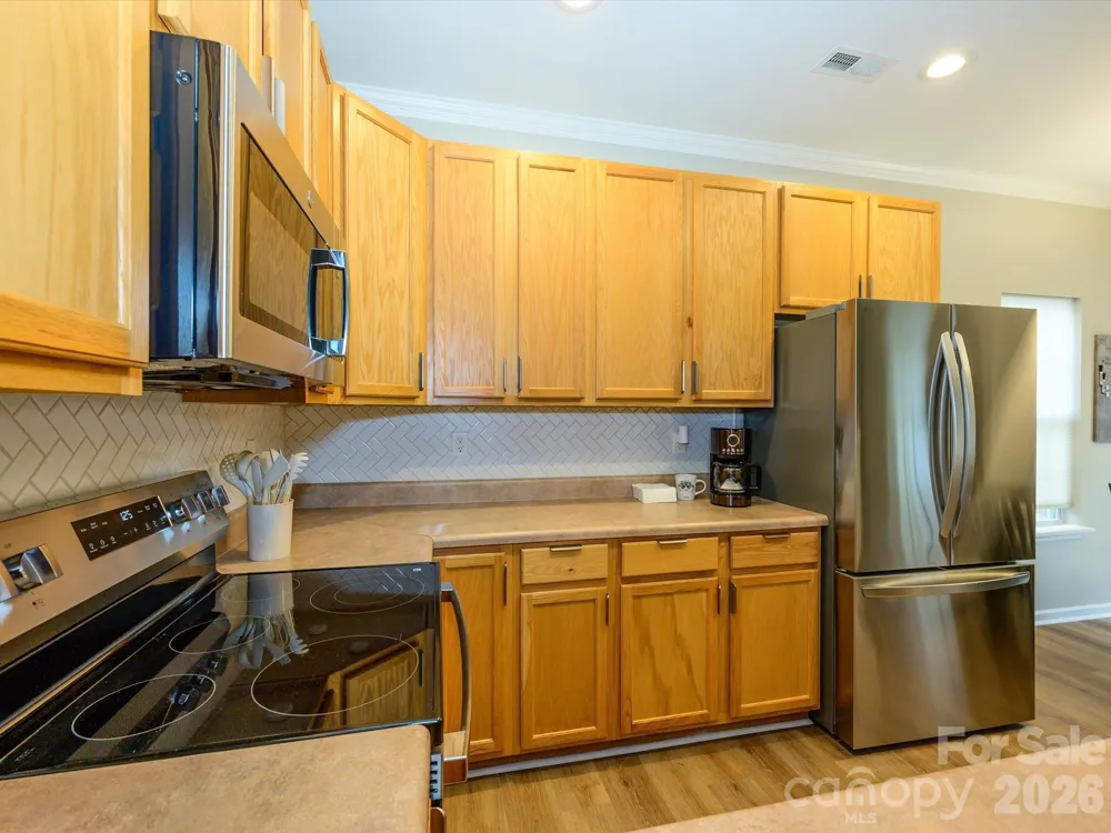 15583 Stronvar House Lane Charlotte, NC 28277