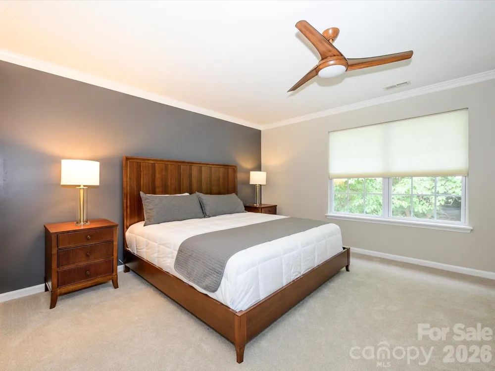 15583 Stronvar House Lane Charlotte, NC 28277