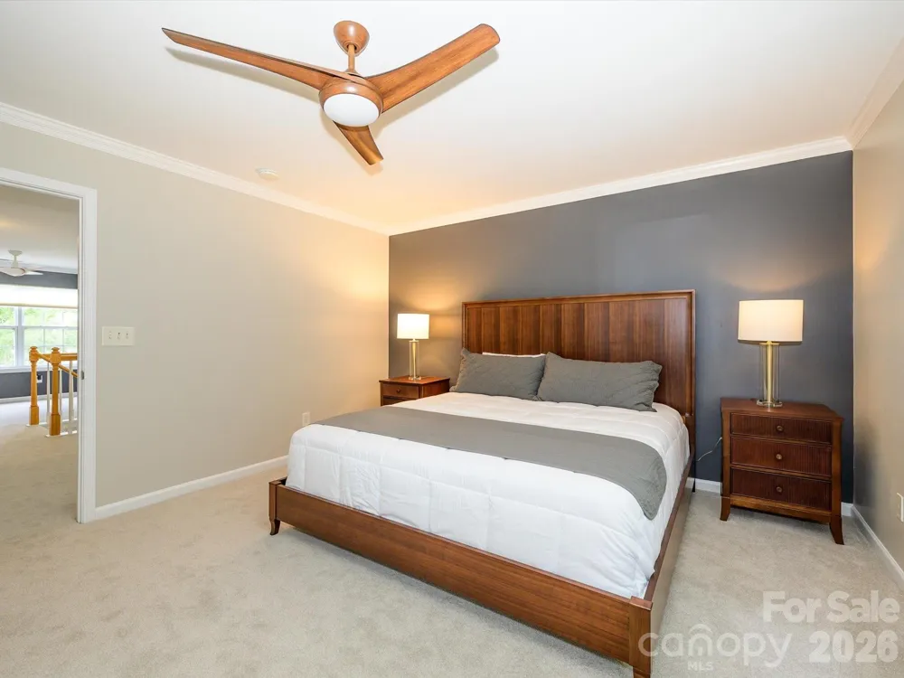 15583 Stronvar House Lane Charlotte, NC 28277