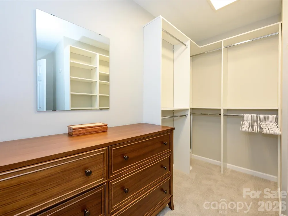 15583 Stronvar House Lane Charlotte, NC 28277