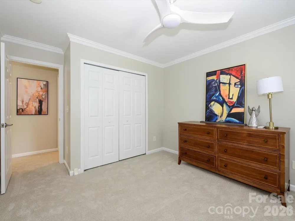 15583 Stronvar House Lane Charlotte, NC 28277