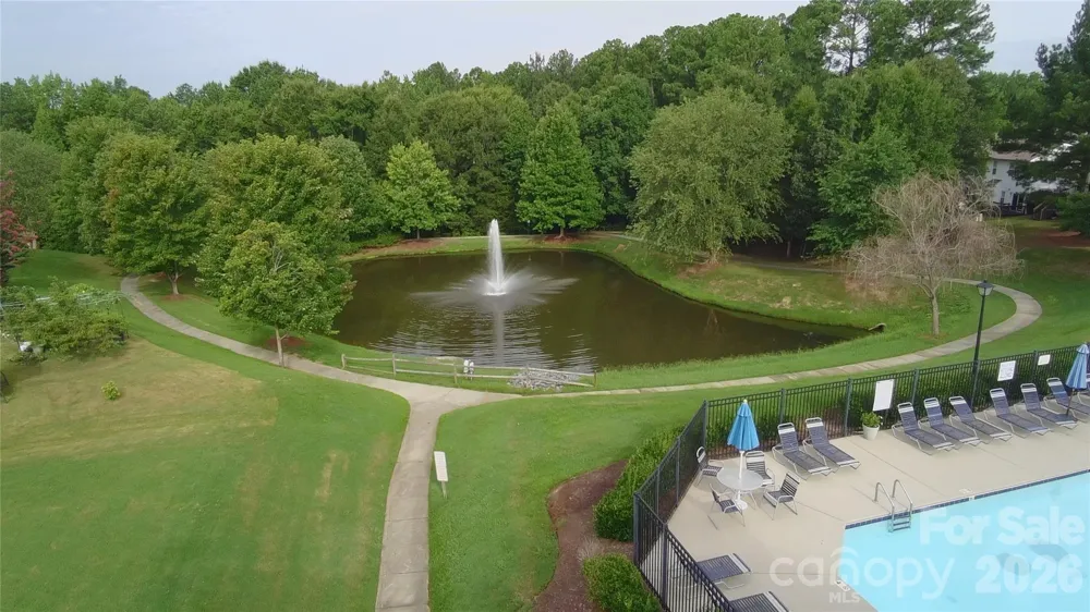 15583 Stronvar House Lane Charlotte, NC 28277