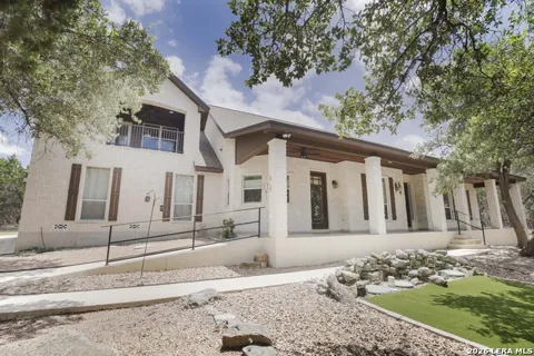 3009 Fallbrook Manor