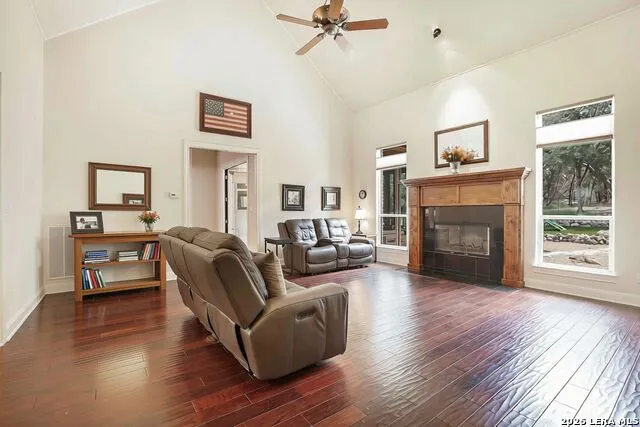 3009 Fallbrook Manor Bulverde, TX 78163