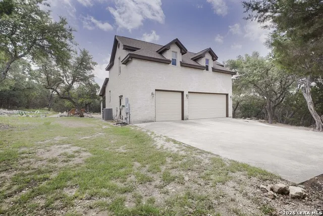 3009 Fallbrook Manor Bulverde, TX 78163