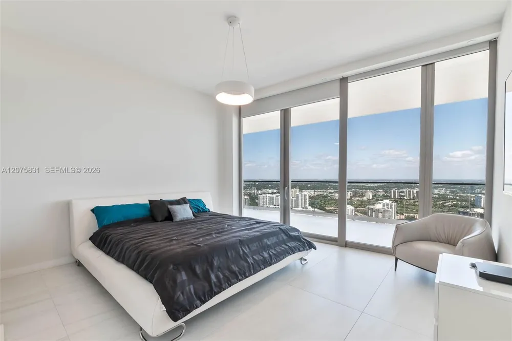 18975 Collins Ave #5403 Sunny Isles Beach, FL 33160