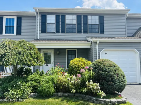 44 Mariners Cove