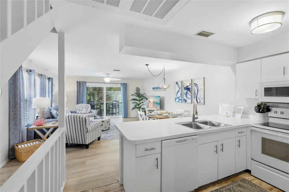 6250 HOLMES BOULEVARD #24 Holmes Beach, FL 34217