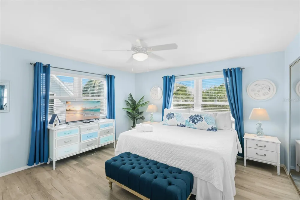 6250 HOLMES BOULEVARD #24 Holmes Beach, FL 34217
