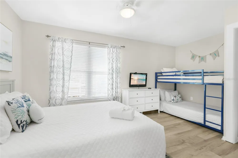 6250 HOLMES BOULEVARD #24 Holmes Beach, FL 34217