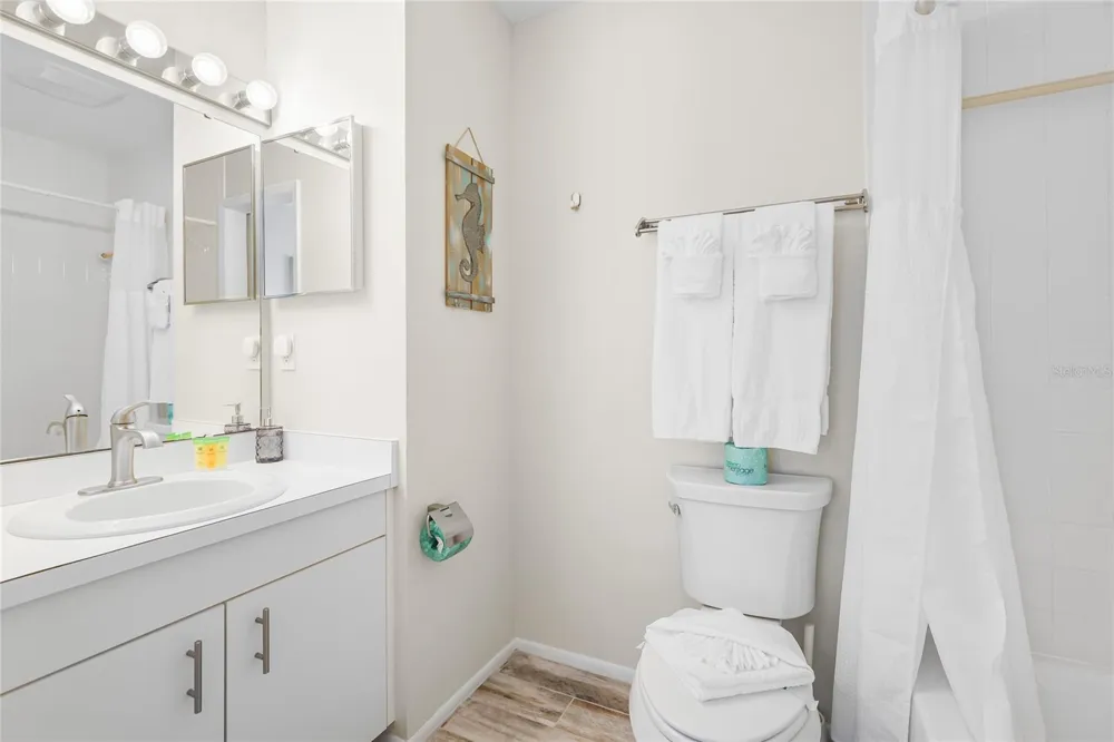 6250 HOLMES BOULEVARD #24 Holmes Beach, FL 34217