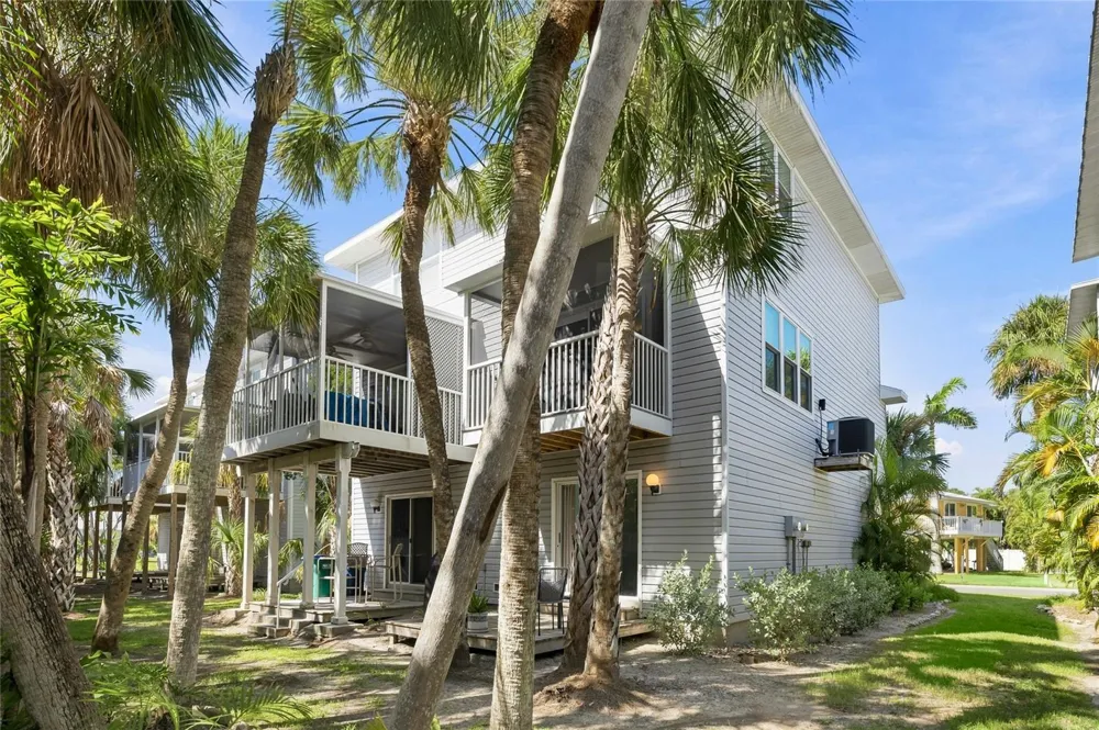 6250 HOLMES BOULEVARD #24 Holmes Beach, FL 34217