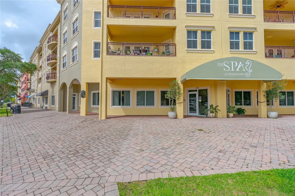 3112 ARECA AVENUE New Smyrna Beach, FL 32168